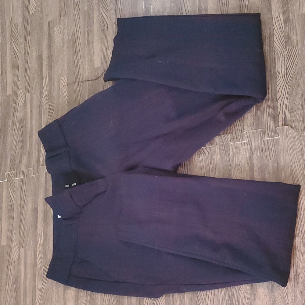 Loft Navy with Red Pleats